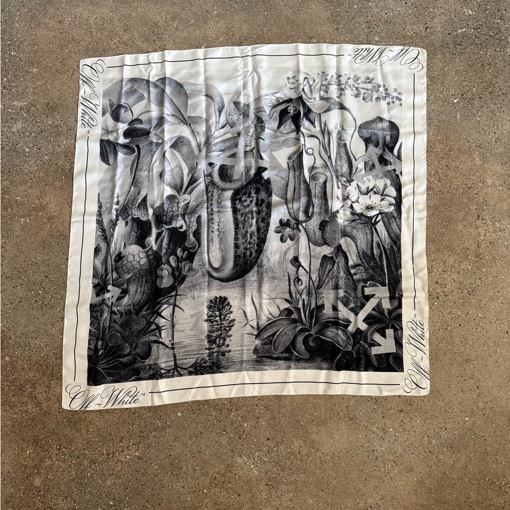 Off White by Virgil Abloh Silk Scarf